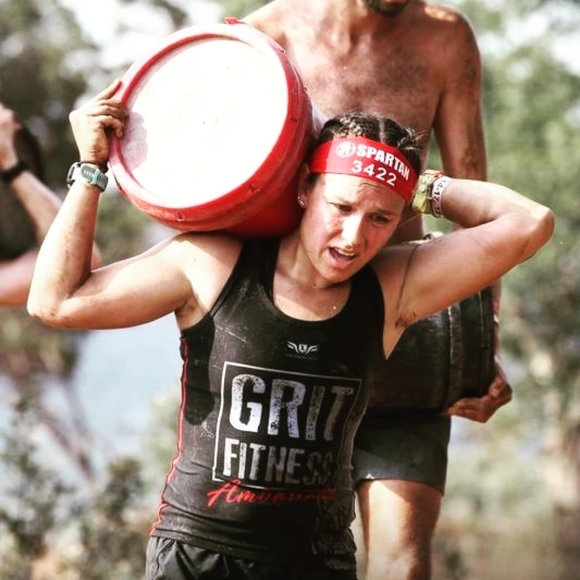 Meet your Posher, Alyssa - Picture 5 of 7